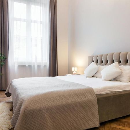 Chopin Apartment In The Center Of Liov Exterior foto