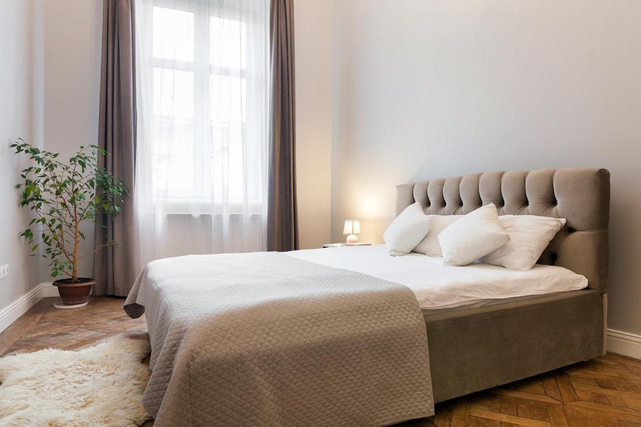 Chopin Apartment In The Center Of Liov Exterior foto