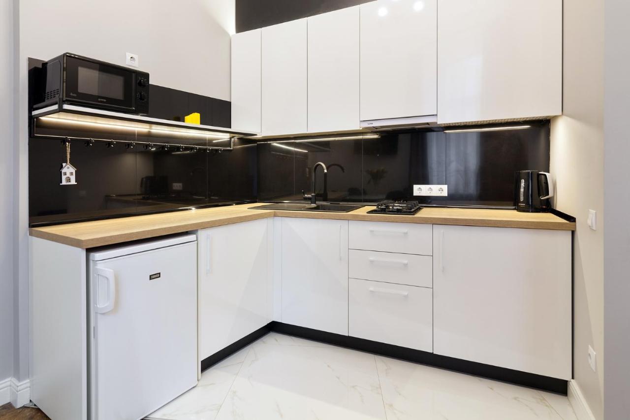 Chopin Apartment In The Center Of Liov Exterior foto