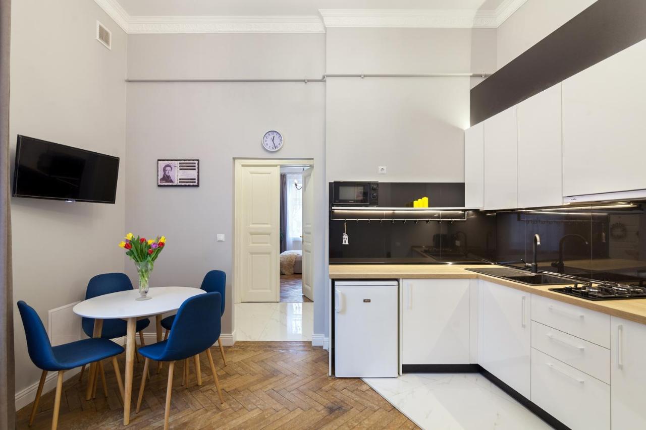 Chopin Apartment In The Center Of Liov Exterior foto